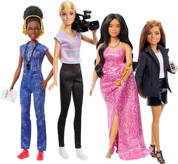 Foto 1 | Set De Muñecas Barbie Careers Women In Film Con 4 Muñecas Y Acceso. - Venta Internacional.