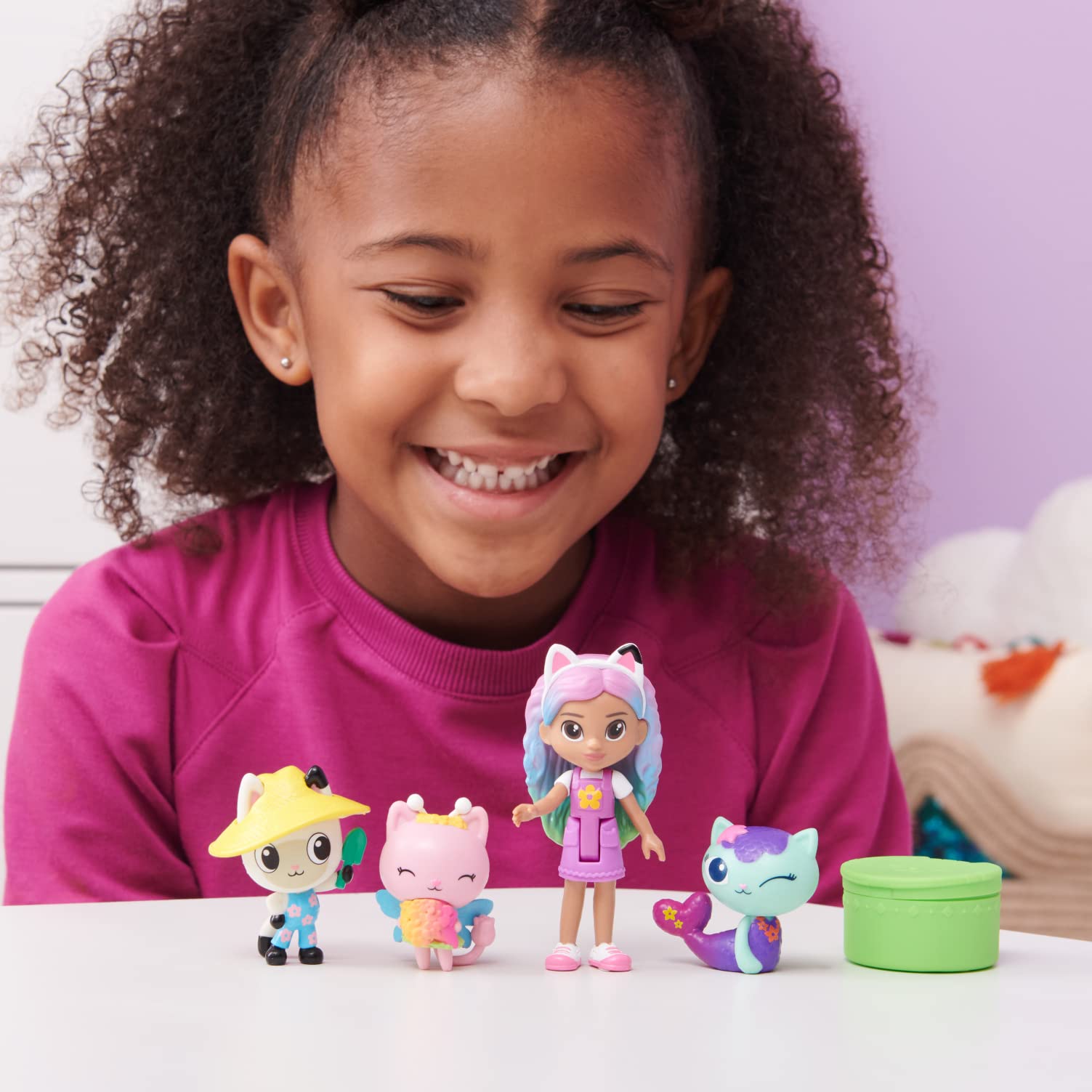 Foto 3 pulgar | Set De Figuras Gabby's Dollhouse Gabby And Friends With Rainbow Gabby - Venta Internacional.