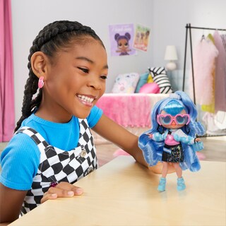Foto 4 | Muñeca Moderna L.o.l. Surprise Para Adolescentes Ellie Fly Con Más De 10 Sorpresas - Venta Internacional.