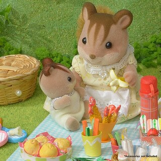 Foto 3 | Figuras De Muñecas Coleccionables Calico Critters Walnut Squirrel - Venta Internacional.