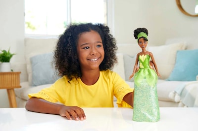 Foto 2 | Muñeca De Moda Mattel Disney Princess Tiana Con Accesorio De Tiara - Venta Internacional.