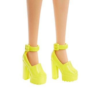 Foto 4 | Muñeca De Moda Barbie Fashionistas #197 Con Cabello Rubio Y Tirantes - Venta Internacional.