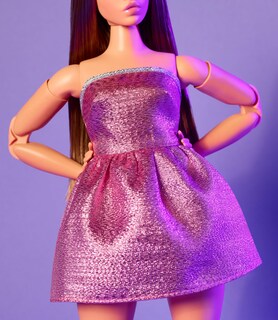 Foto 4 | Muñeca Barbie Looks, Número 24, Coleccionable, Con Cabello Castaño Y A La Moda - Venta Internacional.
