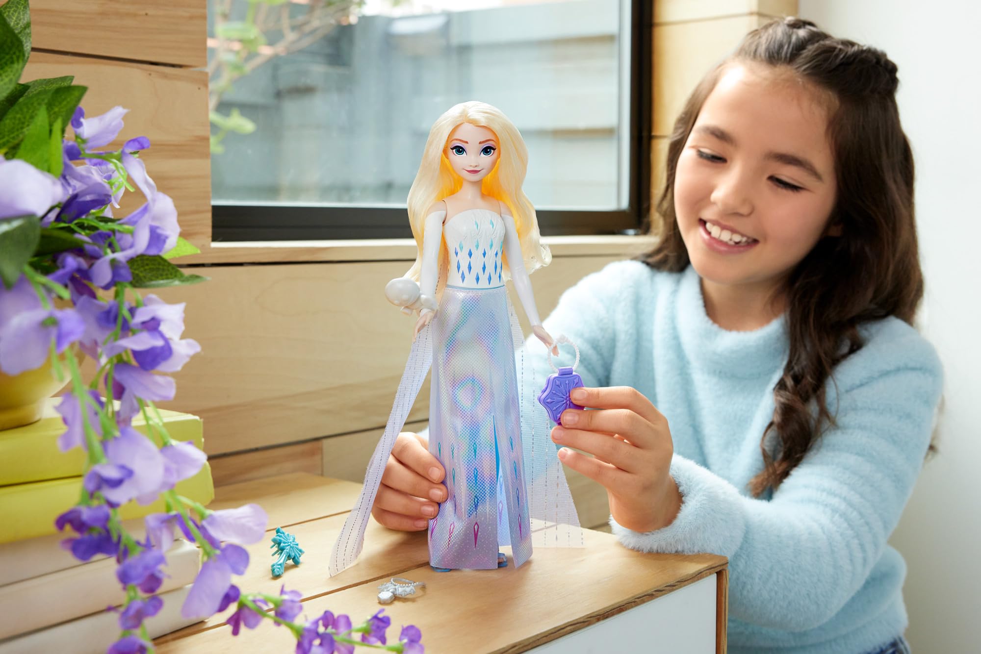 Foto 3 pulgar | Muñeca De Moda Mattel Disney Frozen Elsa Con 11 Sorpresas - Venta Internacional.