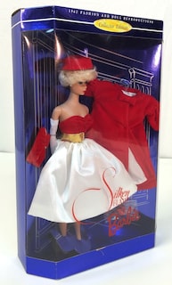 Foto 2 | Réplica Coleccionable De Muñeca Barbie Mattel Silken Flame - Venta Internacional.