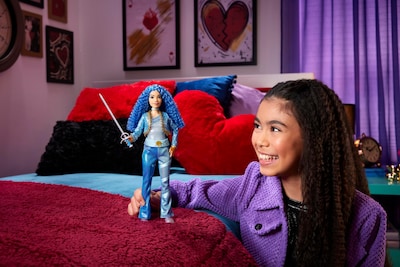 Foto 2 | Muñeca Mattel Disney Descendants Princess Chloe - Venta Internacional