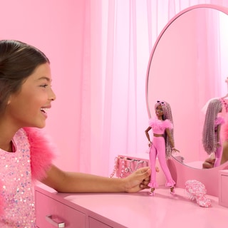 Foto 2 | Muñeca De Moda Barbie Deluxe Style #4 Barbiecore Outfit - Venta Internacional.