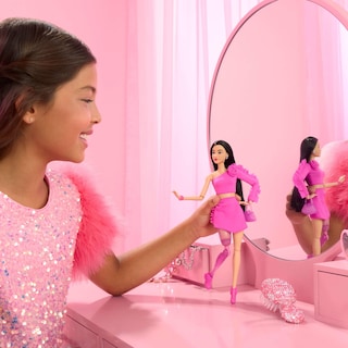 Foto 2 | Muñeca Moderna Barbie Deluxe Style #2 Barbiecore Con Pierna Protésica - Venta Internacional.