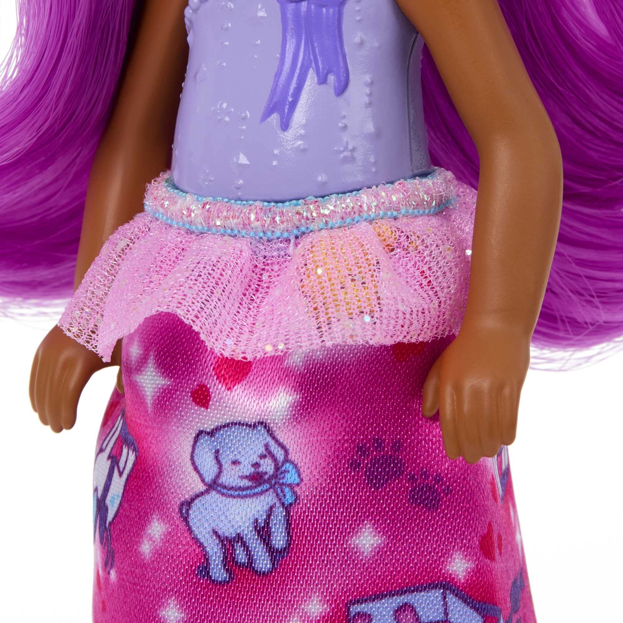 Foto 5 pulgar | Muñeca Barbie Dreamtopia Chelsea Royal Con Falda Morada De Pelo Rosa - Venta Internacional.