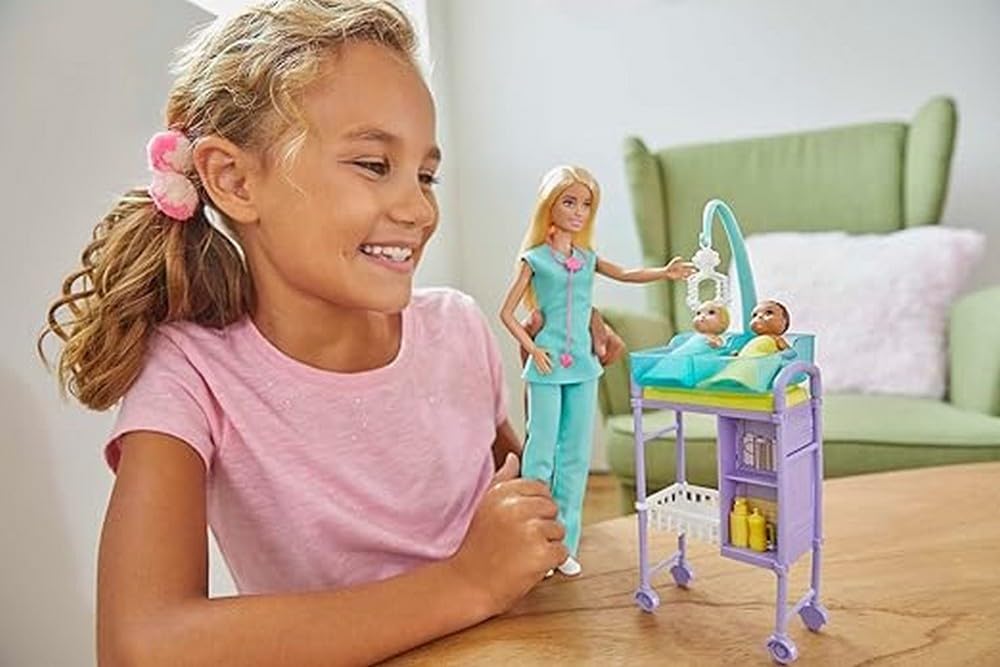 Foto 2 | Set Barbie Careers Baby Doctor Con Muñeca A La Moda Y 2 Bebés - Venta Internacional.