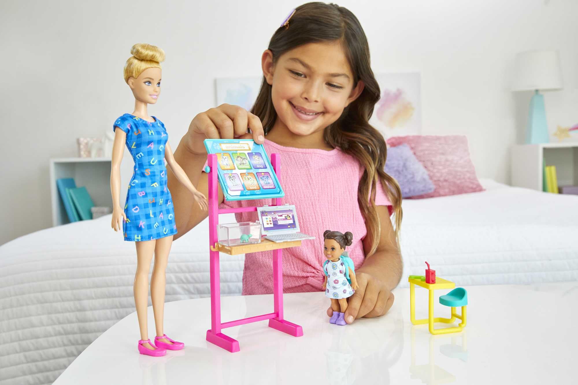 Foto 3 pulgar | Muñeca Moderna Barbie Careers Ken, Jugador De Fútbol, Con Accesorios - Venta Internacional.