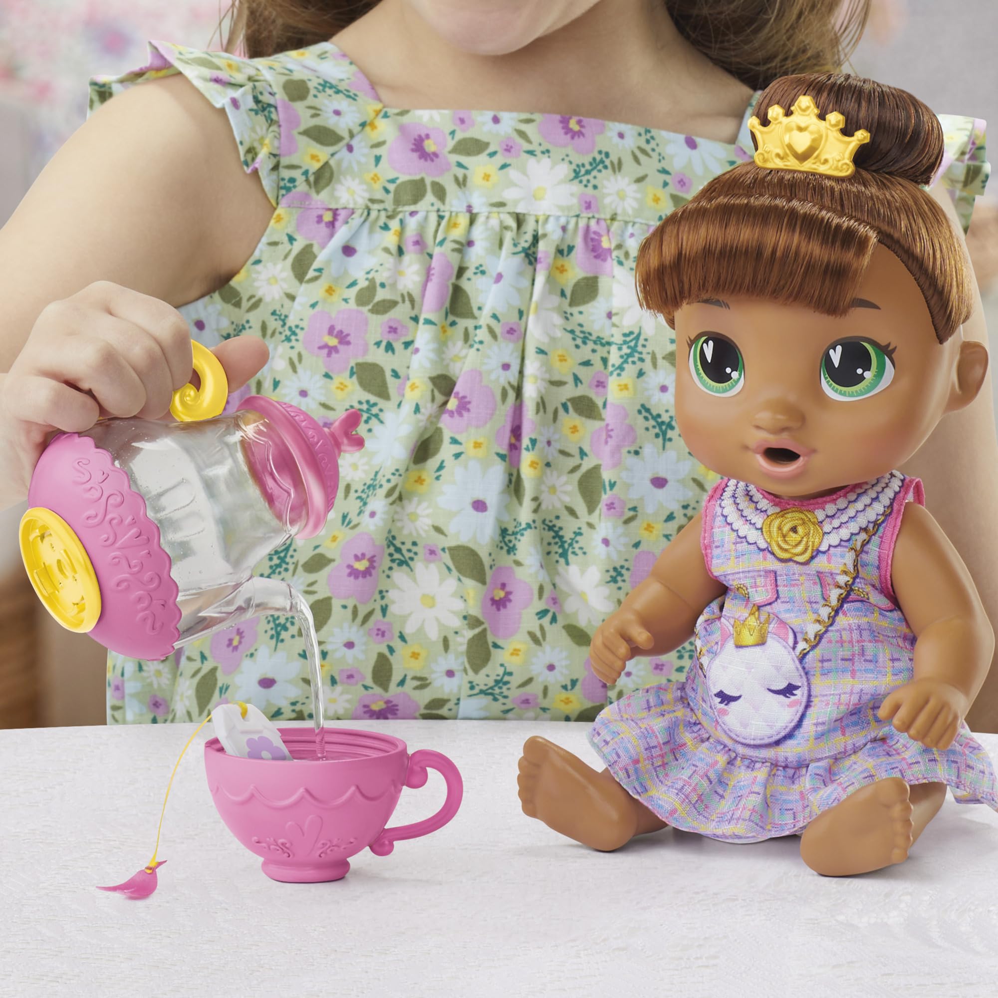 Foto 5 pulgar | Doll Baby Alive Bubbly Tea Party Sophia Sparkle 28 Cm Con Acc - Venta Internacional.