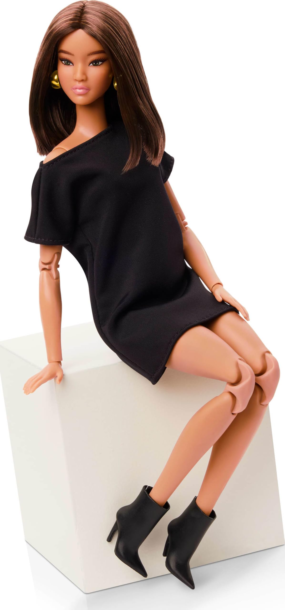 Foto 5 pulgar | Muñeca De Coleccionista Barbie Basics Modelo 01 Con Cabello Castaño - Venta Internacional.