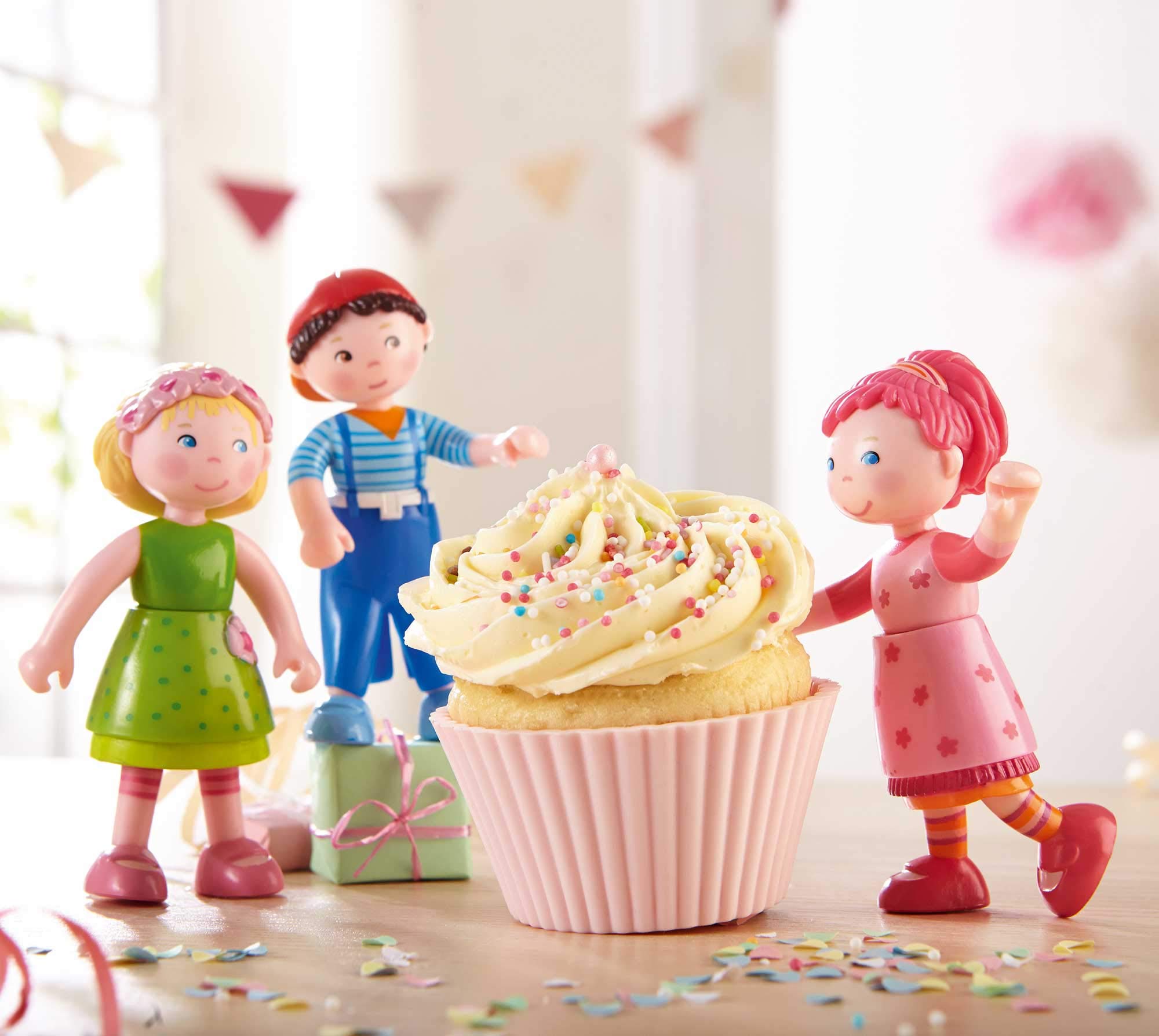 Foto 4 | Figura De Juguete De Casa De Muñecas Haba Little Friends Mali, Cabello Rubio - Venta Internacional.