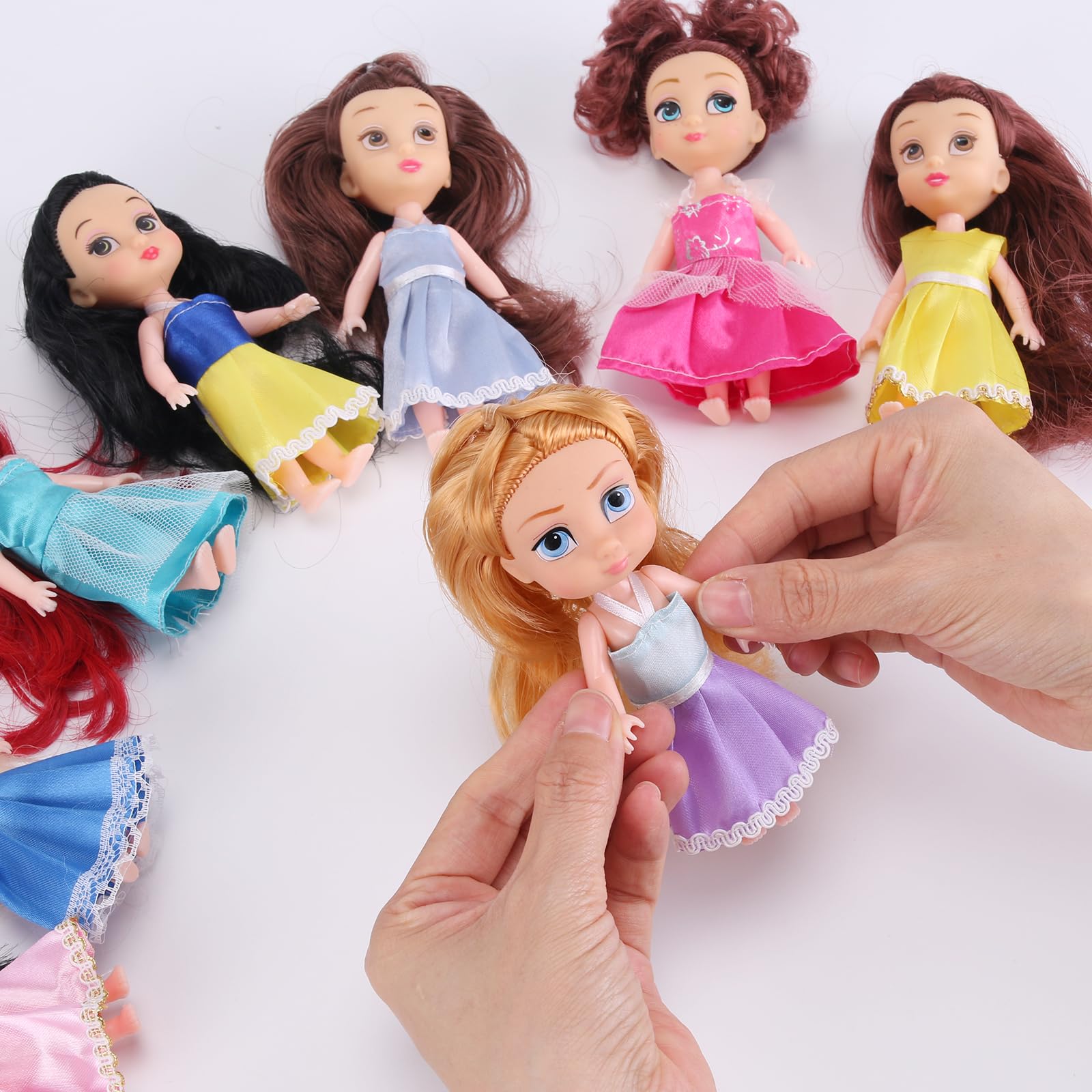 Foto 4 | Muñeca Moderna Liberty Imports Mini Royal Princess, Paquete De 12 - Venta Internacional.