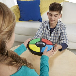 Foto 4 | Juego De Memoria Electrónico Simon Hasbro Gaming Con Baterías - Venta Internacional.