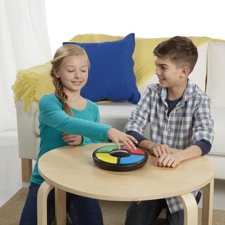 Foto 5 | Juego De Memoria Electrónico Simon Hasbro Gaming Con Baterías - Venta Internacional.