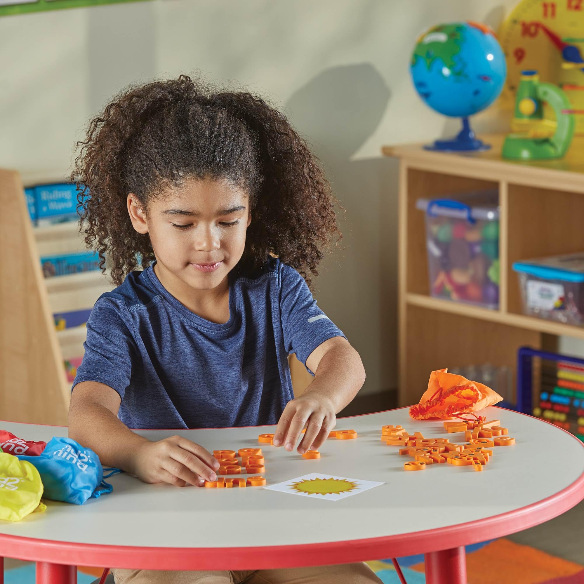 Foto 6 | Magnetic Letters Hand2mind Rainbow, Minúscula Para Niños (juego De 6) - Venta Internacional.