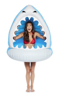 Foto 1 | Tiburón Gigante Devorador De Hombres De Pool Float Bigmouth Inc., Con Toldo - Venta Internacional.
