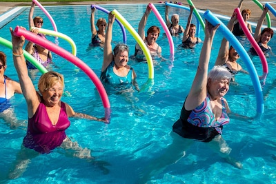 Foto 5 | Tubo Flotante De Espuma Para Fideos Para Piscina The Dreidel Company - Venta Internacional.