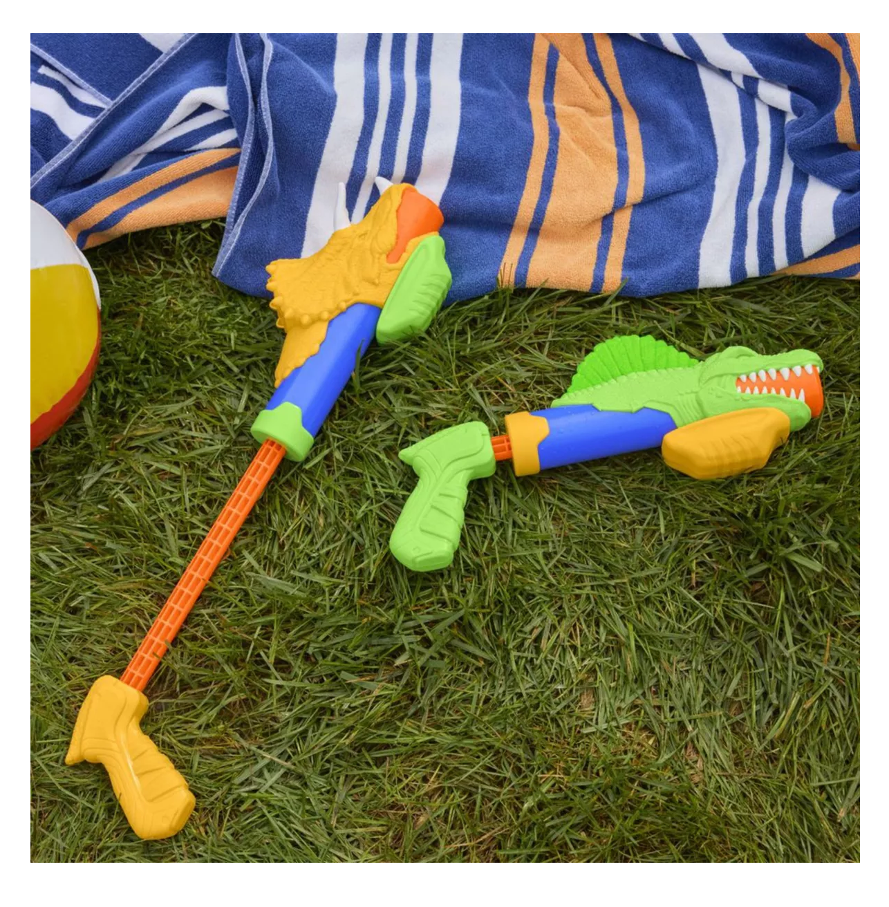Foto 5 pulgar | 2 Lanzadores de Agua Dinosquad Dino Splashers Multicolor