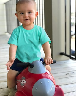 Foto 6 | Folleto Para Radio Ride On Toy, Estilo Retro Rocket, 12 A 36 Meses, Color Rojo - Venta Internacional.