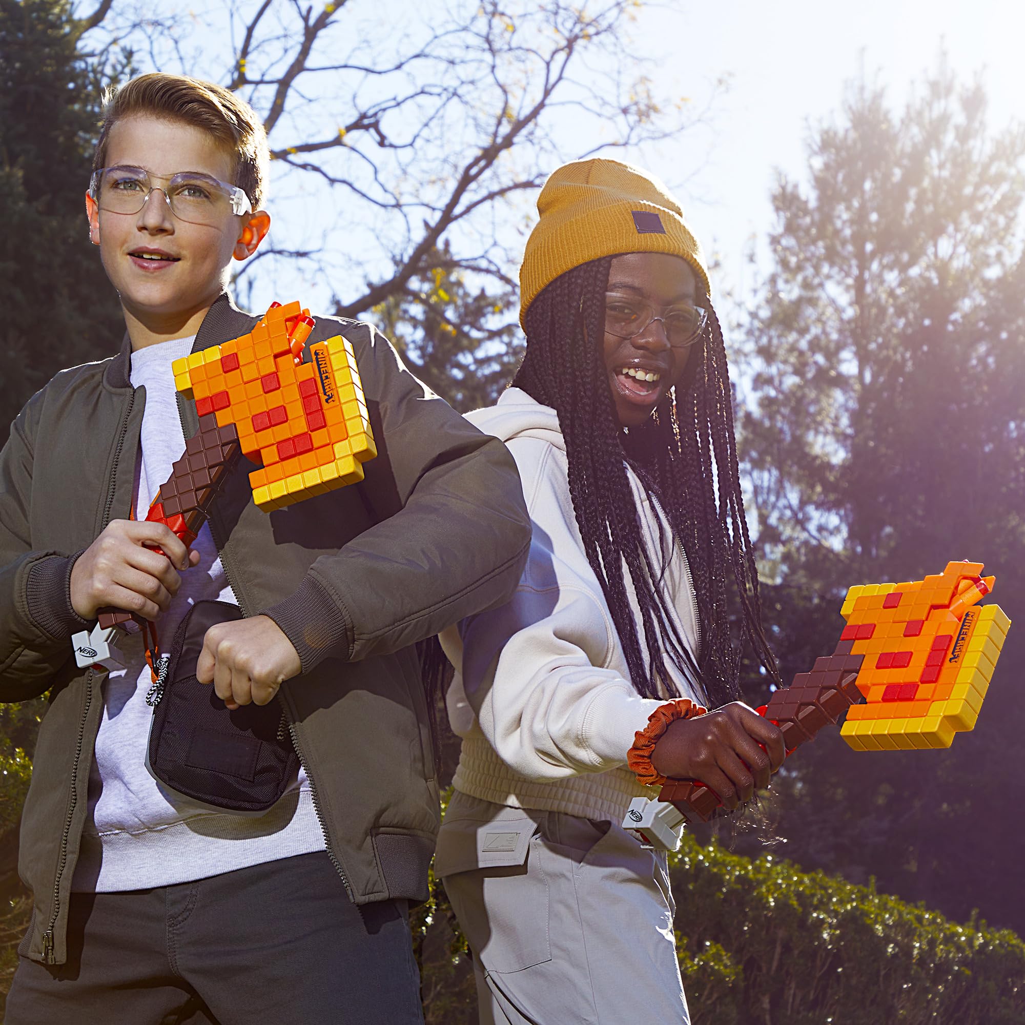 Foto 7 pulgar | Hacha Voladora de Dardos Nerf Minecraft Firebrand - Venta Internacional