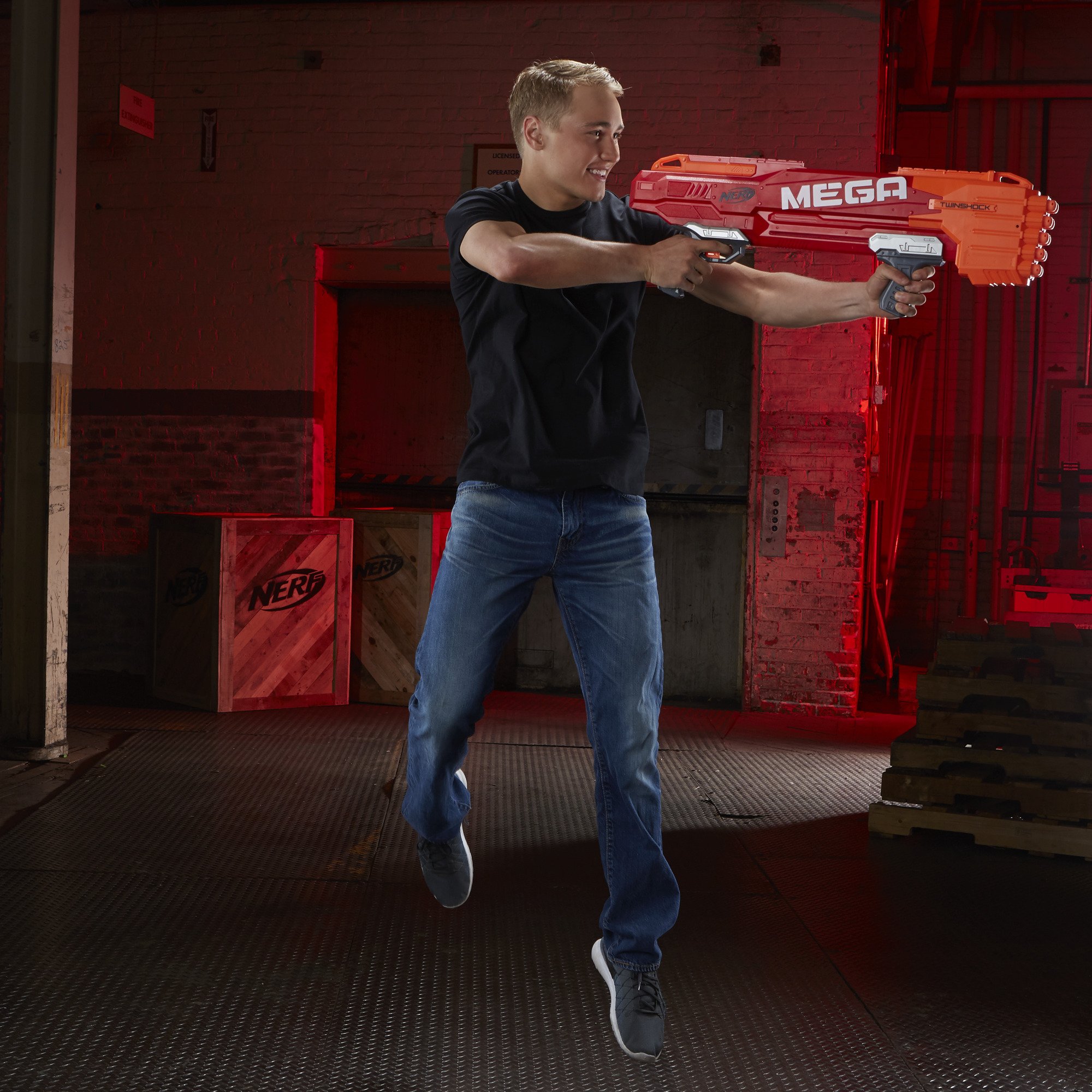 Foto 8 pulgar | Figura Blaster Nerf Mega Twinshock con 10 Dardos - Venta Internacional