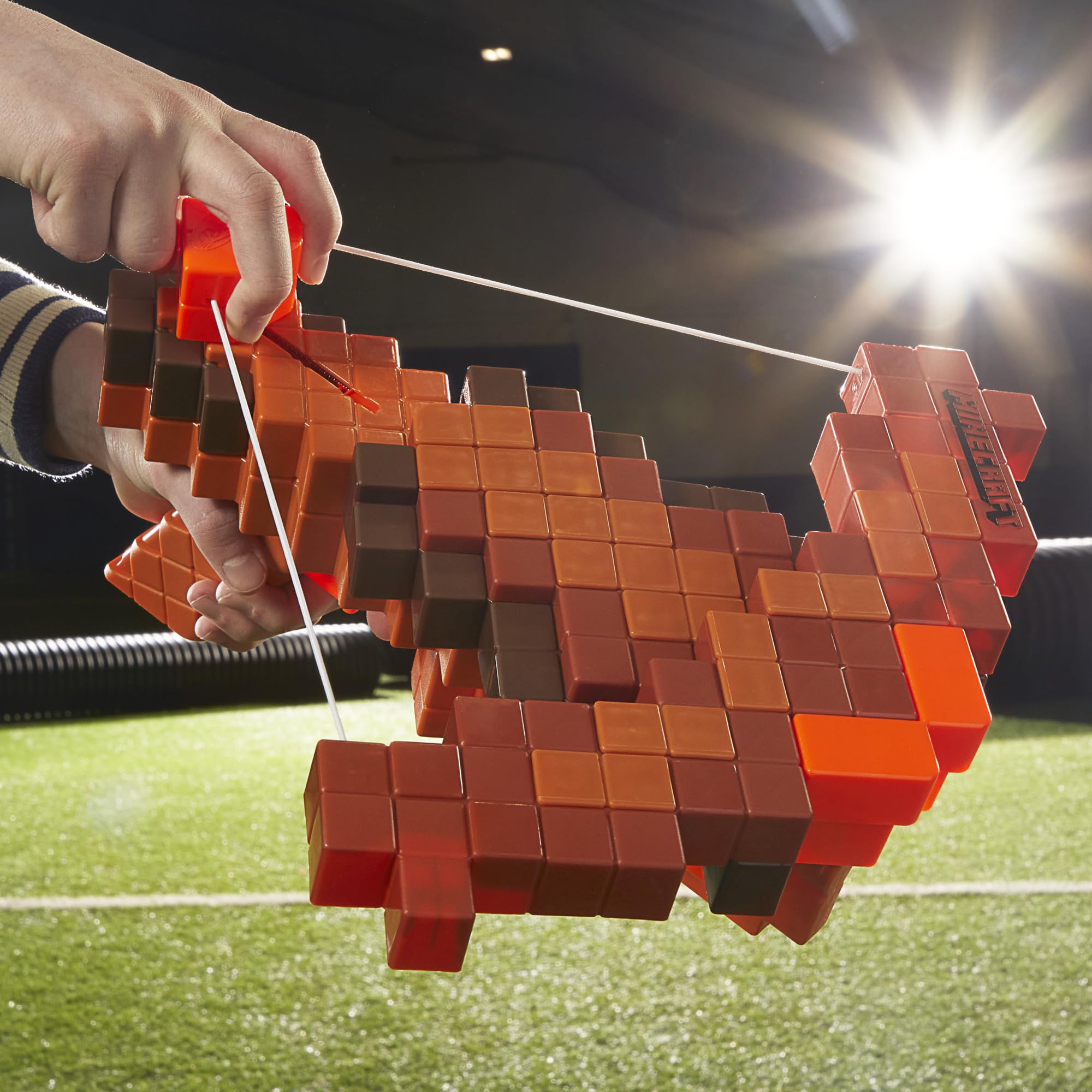 Foto 5 | Ballesta Dart Blaster Nerf Pillager De Minecraft Con 6 Dardos - Venta Internacional.