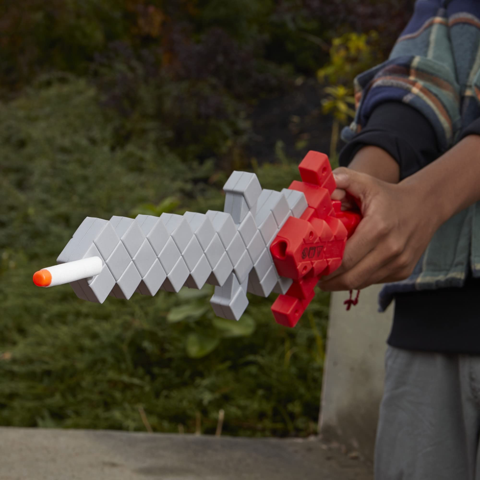 Foto 5 pulgar | Espada Nerf Minecraft Heartstealer con 4 Dardos de Espuma Elite- Venta Internacional