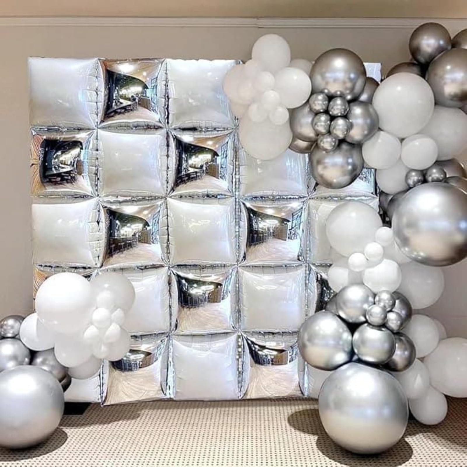 Foto 3 | Kit De Pared Con Globos Feyg, Blanco Perlado Y Plateado, 48 Cm, Con Cinta - Venta Internacional.