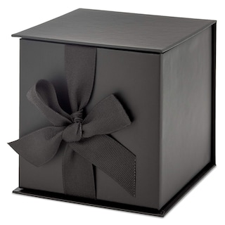 Foto 7 | Caja De Regalo Hallmark Pequeña Negra Con Lazo Y Relleno De Papel Triturado - Venta Internacional.