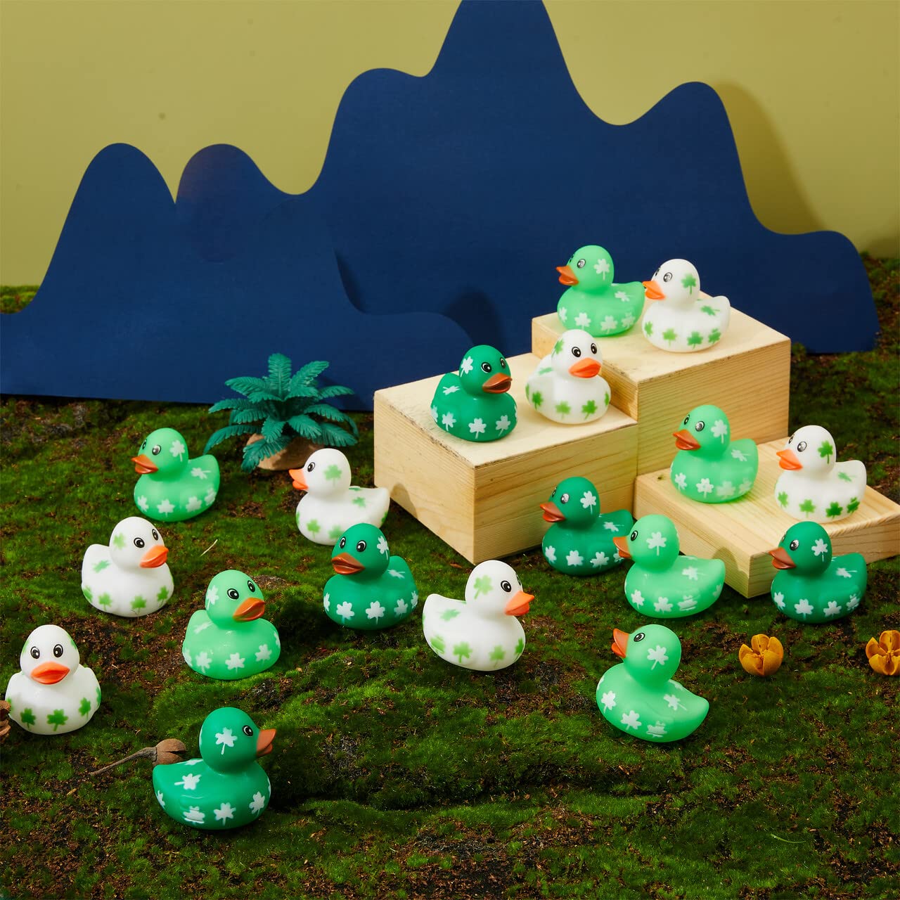 Foto 8 pulgar | Rubber Ducks Joyin, Trébol Verde Para El Día De San Patricio, 24 Unidades, Para Niños - Venta Internacional.