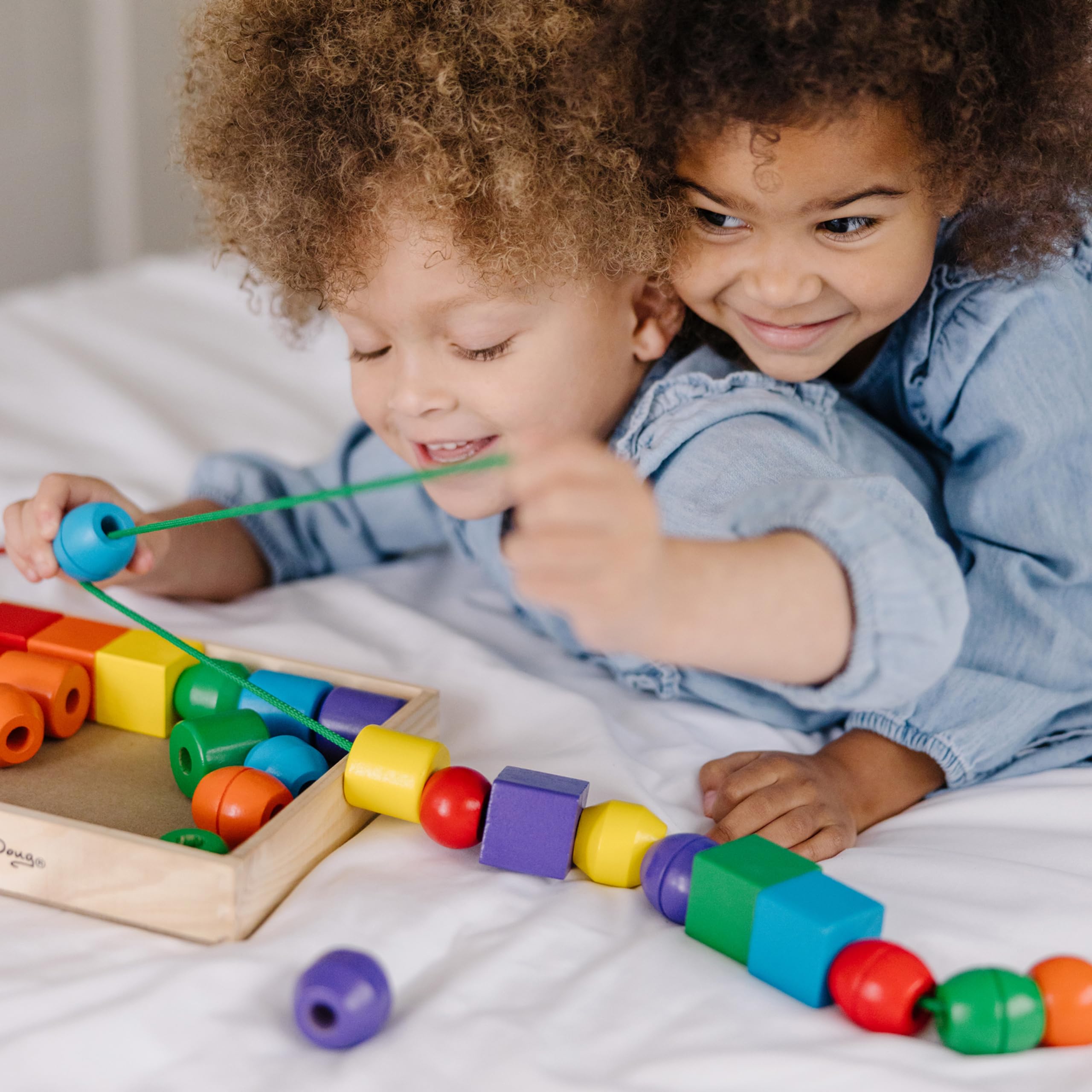 Foto 2 | Juguete Educativo Melissa & Doug Primary Lacing Beads - Venta Internacional