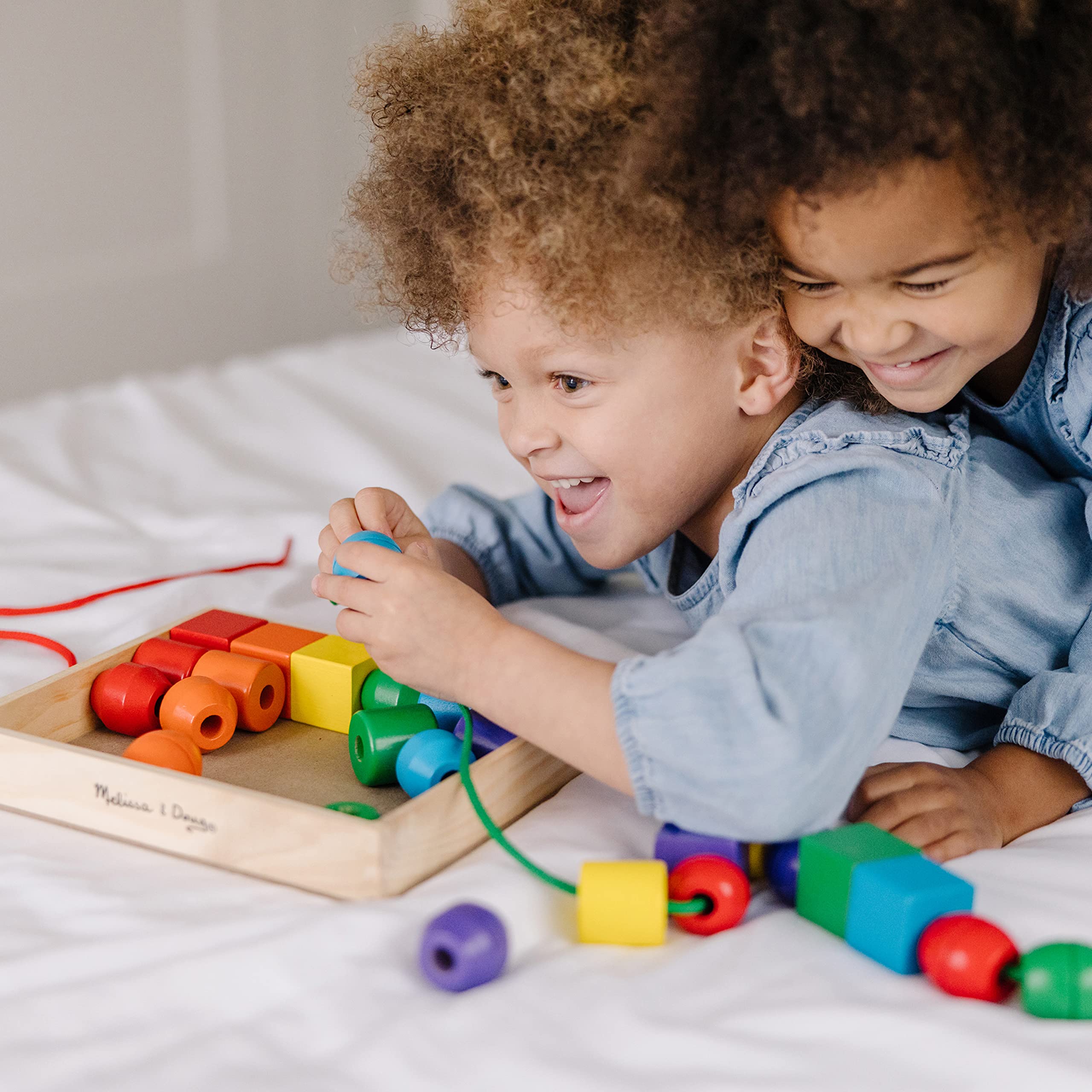 Foto 7 pulgar | Juguete Educativo Melissa & Doug Primary Lacing Beads - Venta Internacional