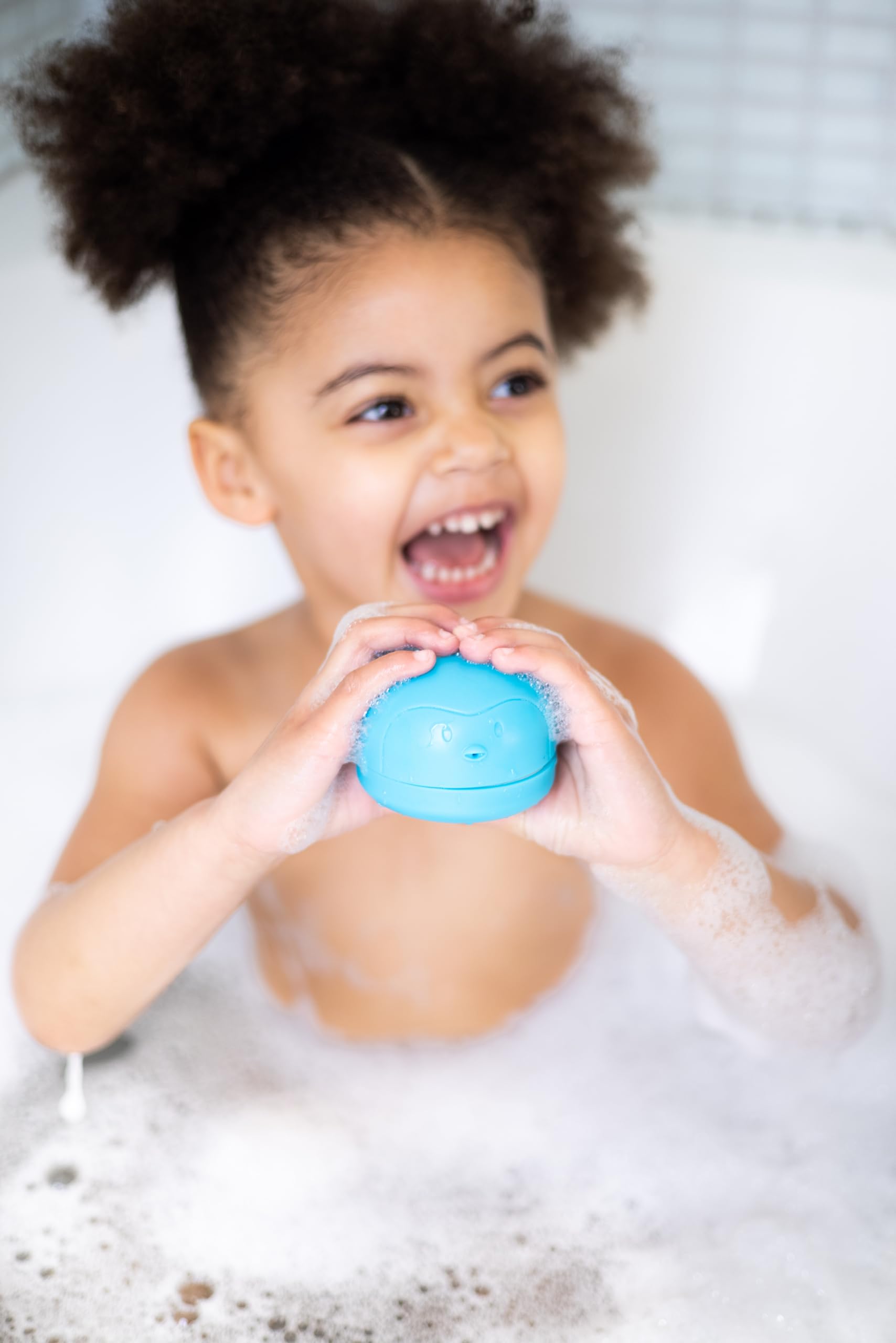 Foto 7 | Bath Toys Ubbi Squeeze And Switch De Silicona Para Niños Pequeños, Juego De 3 - Venta Internacional.