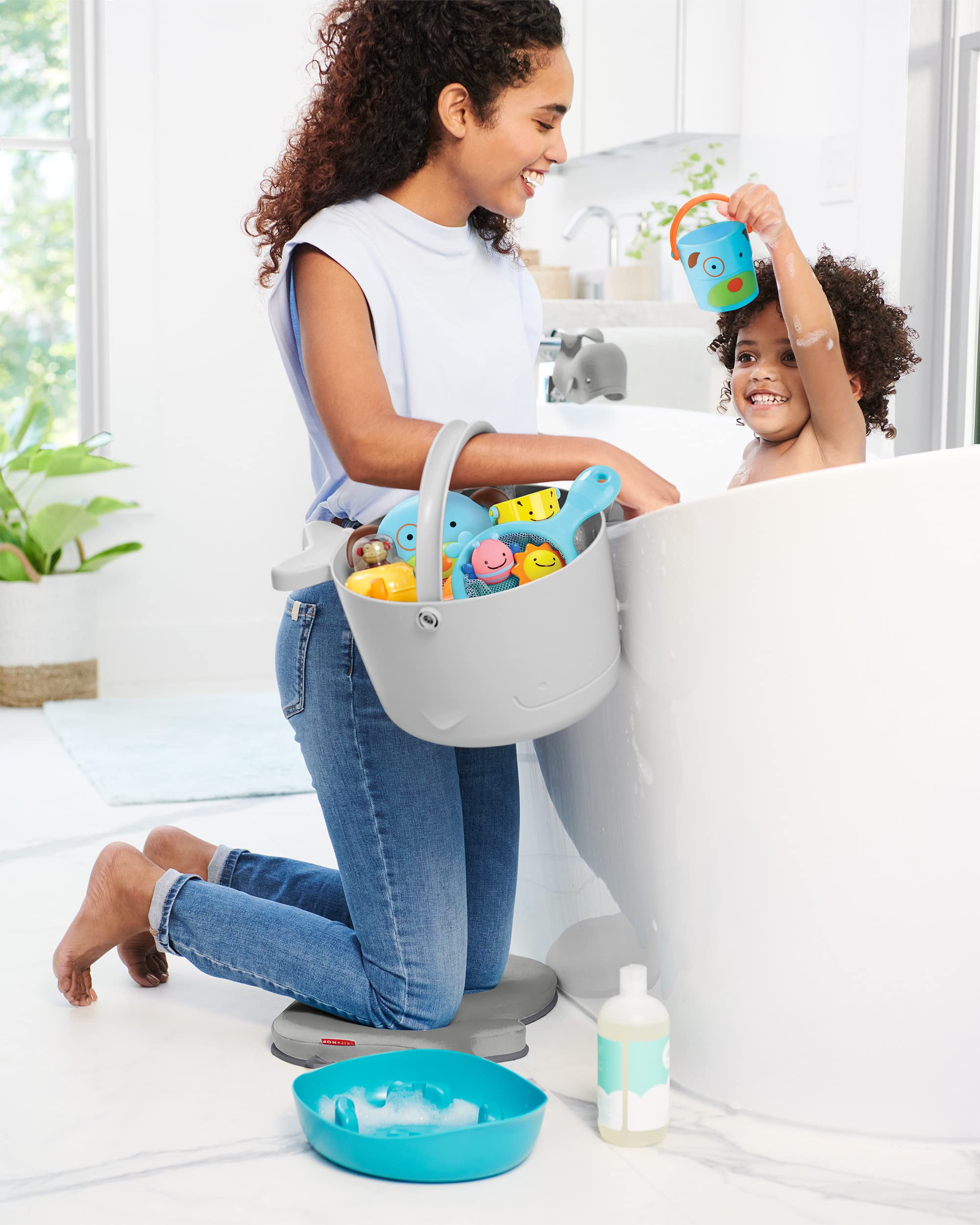 Foto 2 | Set De Regalo Con Cubeta Y Juguete De Baño Skip Hop Baby Grey - Venta Internacional.