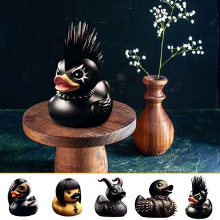Foto 4 | Juguete De Baño Coleccionable Rubber Duck Death Rock Duck Dark Small - Venta Internacional.