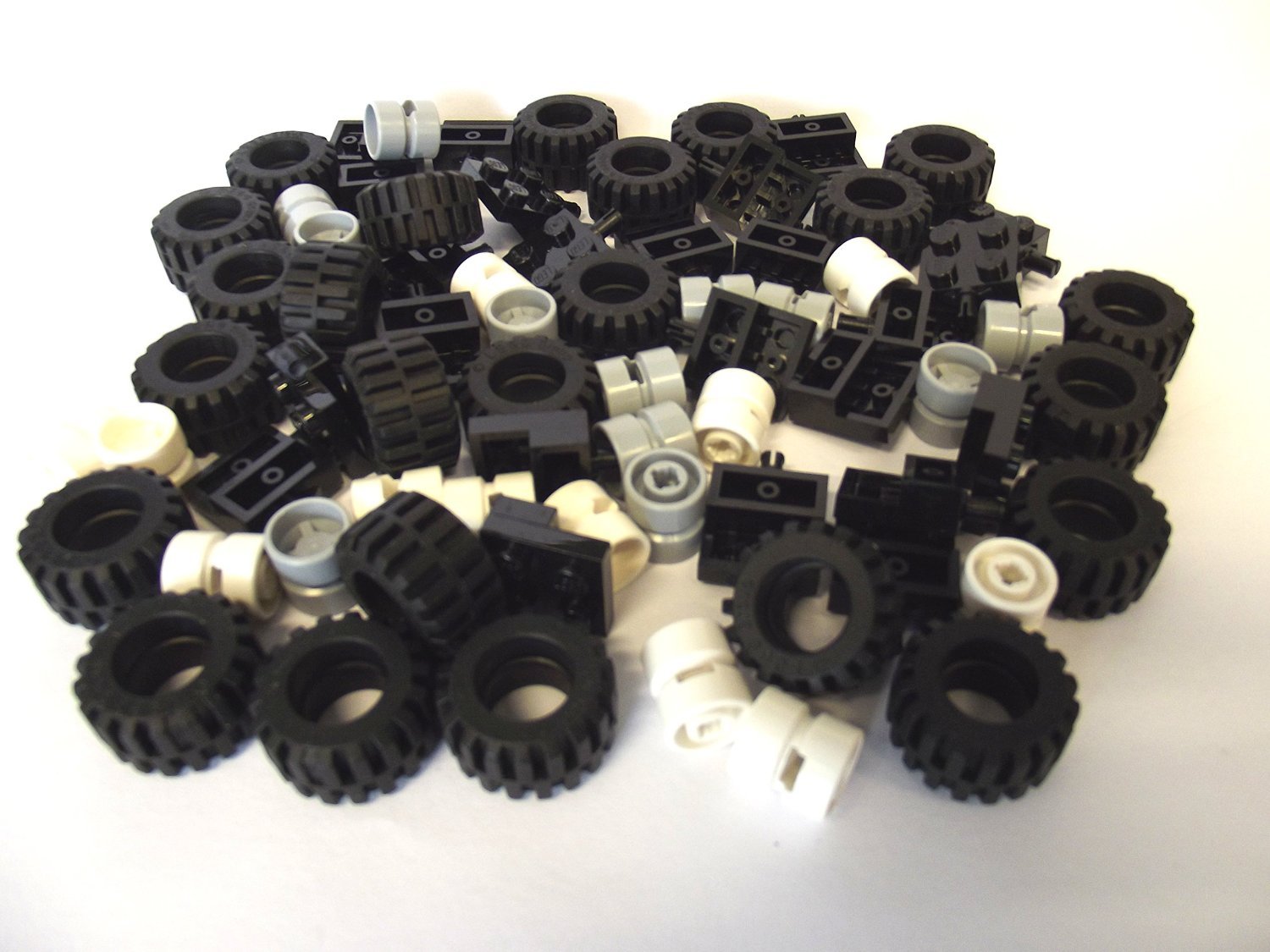 Foto 2 pulgar | Juego De Ruedas, Neumáticos Y Ejes Lego City, Negro, Blanco Y Gris Claro, 72 Piezas - Venta Internacional.