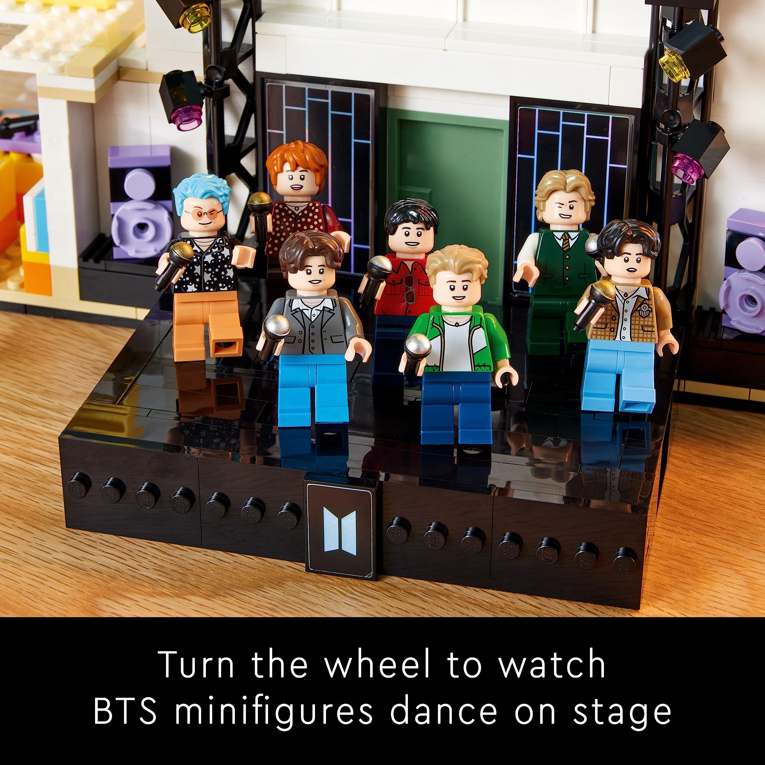 Foto 6 pulgar | Maqueta Lego Ideas Bts Dynamite 21339 Con 7 Minifiguras - Venta Internacional.