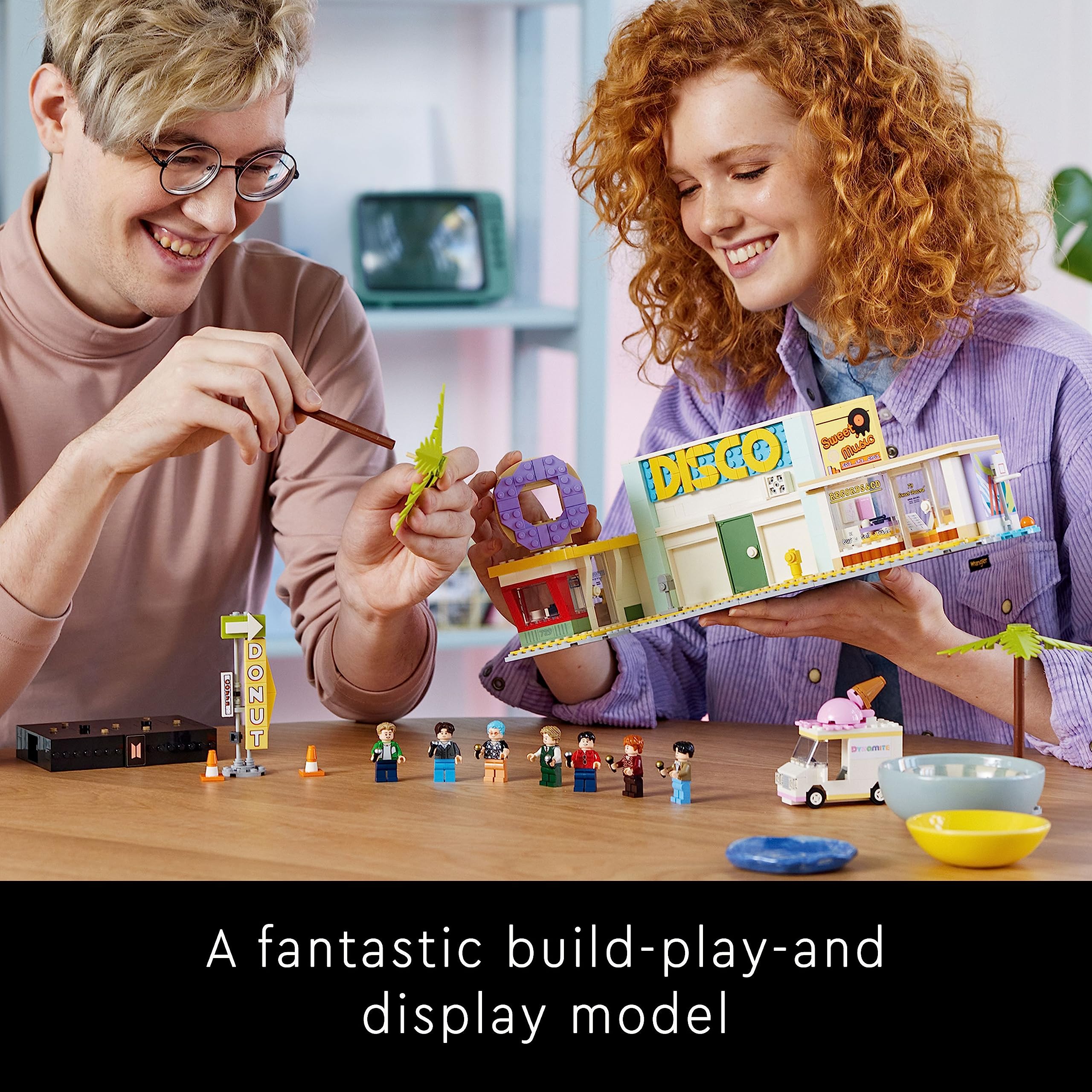Foto 7 pulgar | Maqueta Lego Ideas Bts Dynamite 21339 Con 7 Minifiguras - Venta Internacional.