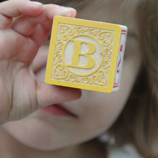 Foto 5 | Bloques Uncle Goose Classic Abc 28 Cubos De Madera De Tilo De 44 Mm - Venta Internacional.