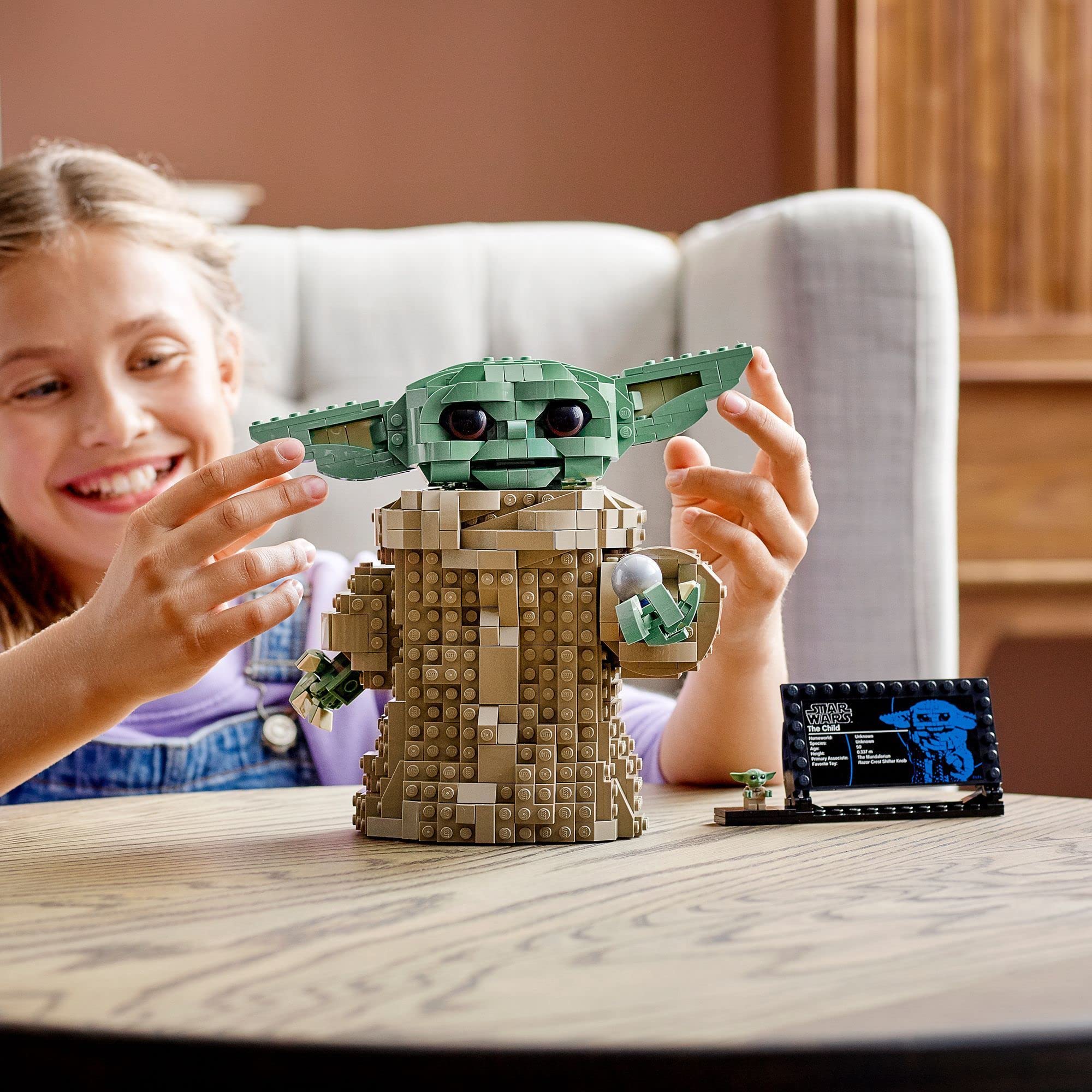 Foto 6 | Juguete Lego Star Wars El Mandaloriano El Niño 75318 - Venta Internacional.