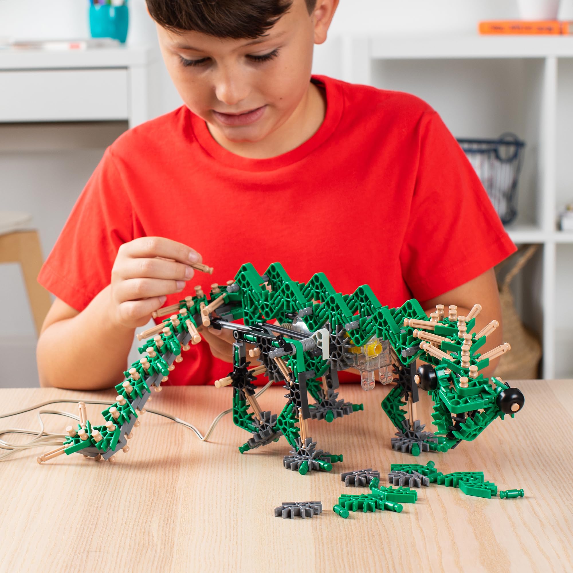 Foto 4 pulgar | Set De Construcción K'nexosaurus Rex 255 Piezas Con Movimiento Motorizado - Venta Internacional.