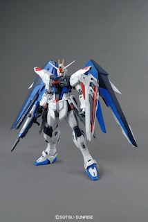 Foto 2 | Kit De Maquetas Bandai Hobby Gundam Seed Freedom Gundam V2.0 1/100 - Venta Internacional.