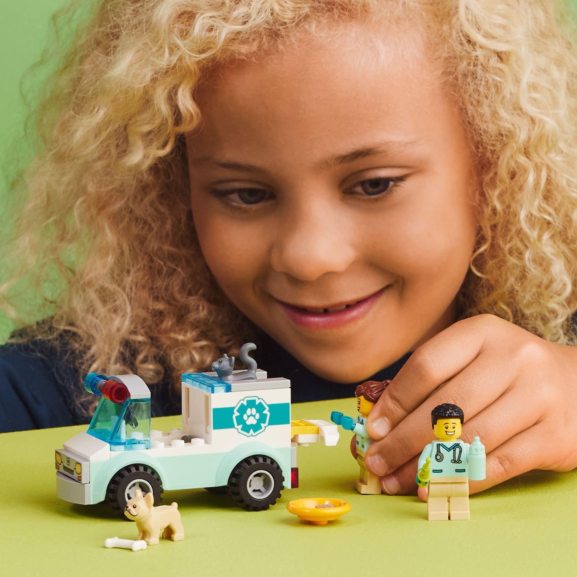 Foto 3 pulgar | Ambulancia de Animales de Juguete Lego City Vet Van Rescue 60382 Kids 4+ - Venta Internacional