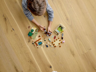 Foto 5 | Juguete De Construcción Lego Minecraft The Villager Raid 21160 562p - Venta Internacional.