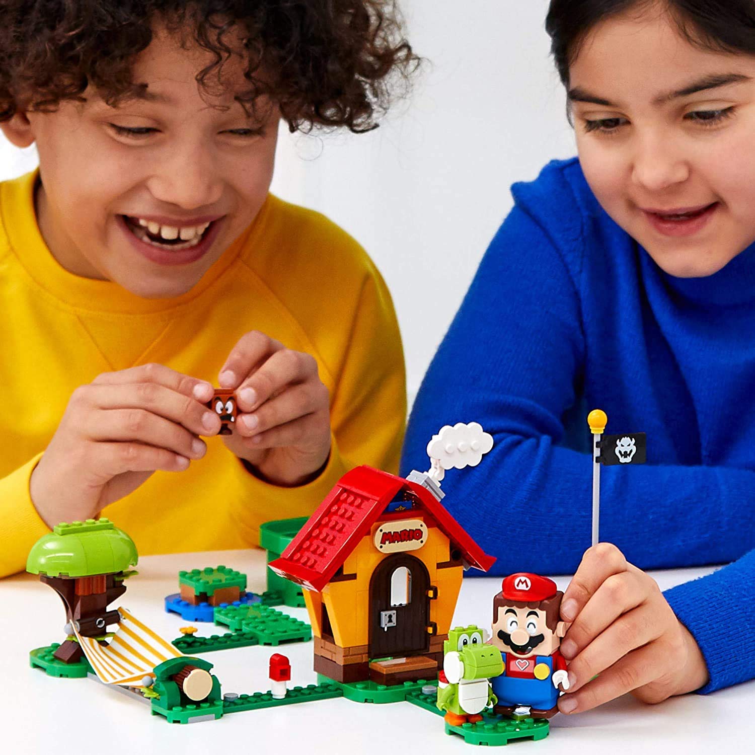 Foto 4 pulgar | Kit de Construcción Lego Super Mario Mario's House & Yoshi 71367 - Venta Internacional