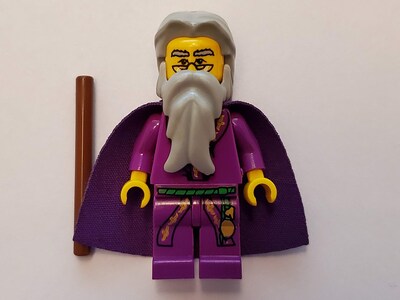 Foto 1 | Minifigura Lego Harry Potter Profesor Dumbledore Purple Yf - Venta Internacional.