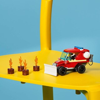 Foto 6 | Kit De Construcción Lego City Fire Hazard Truck 60279 (87 Piezas) - Venta Internacional.